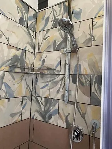 レアルモンテ La Bianca Scogliera Bed & Breakfast